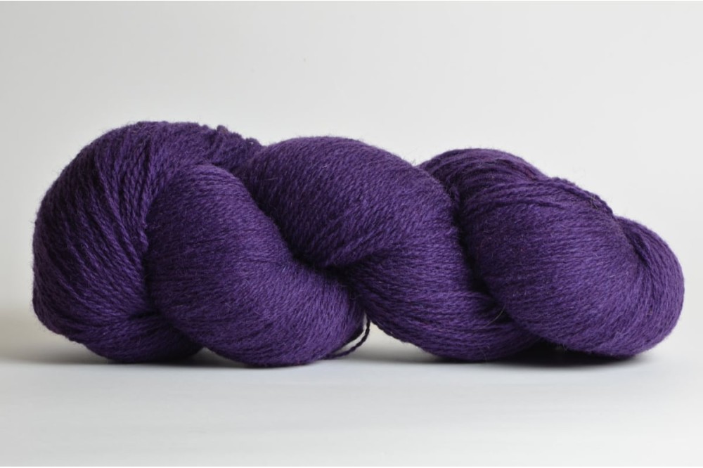 Wełna estońska 8/2 - śliwkowa - 250g