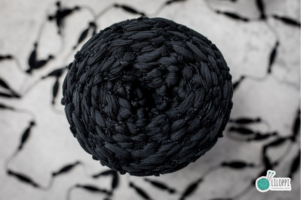 Black knots