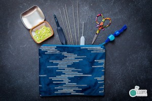 Przybornik dziewiarski - Blue with Dots